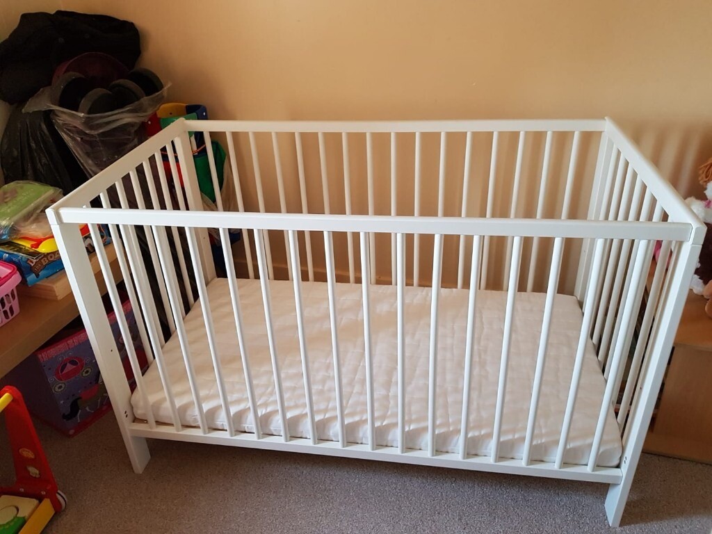 gumtree cot bed